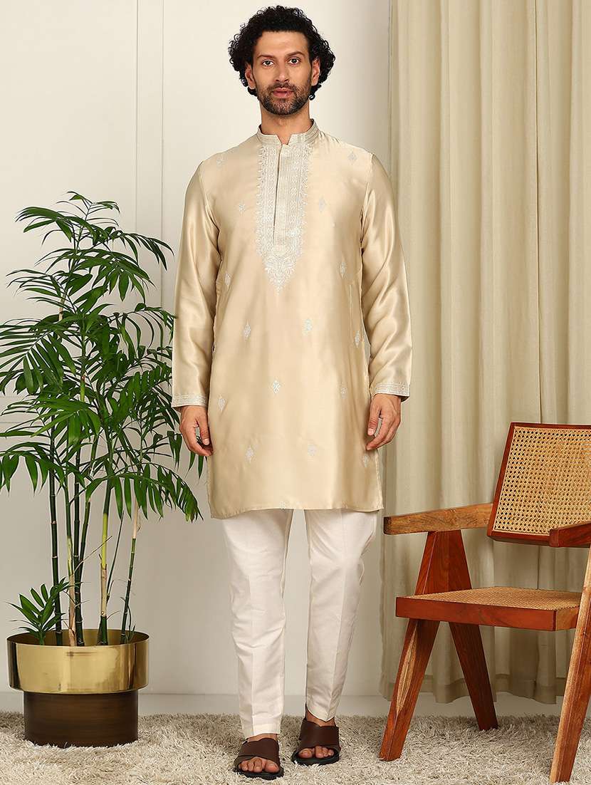 men solid with work mandarin neck kurta pyjama set