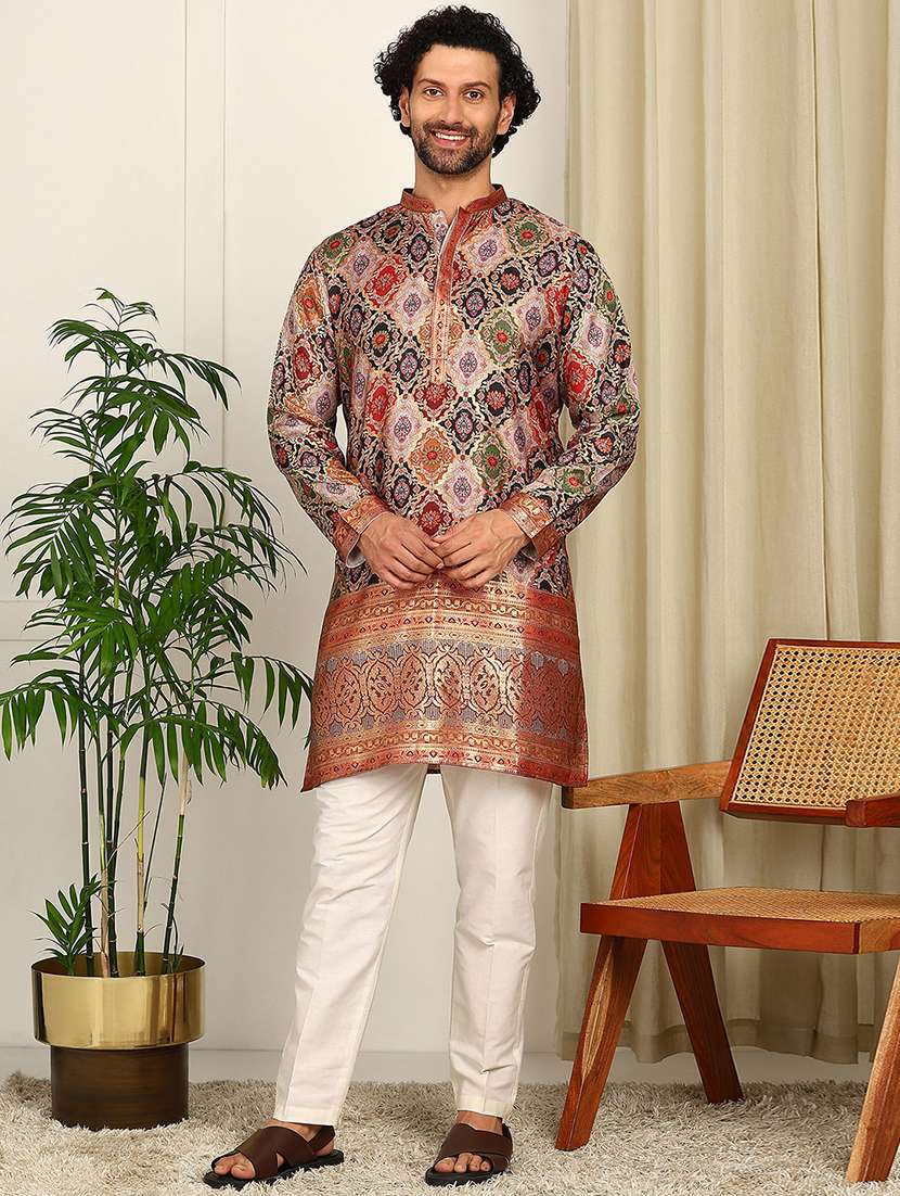 men printed mandarin neck kurta pyjama set