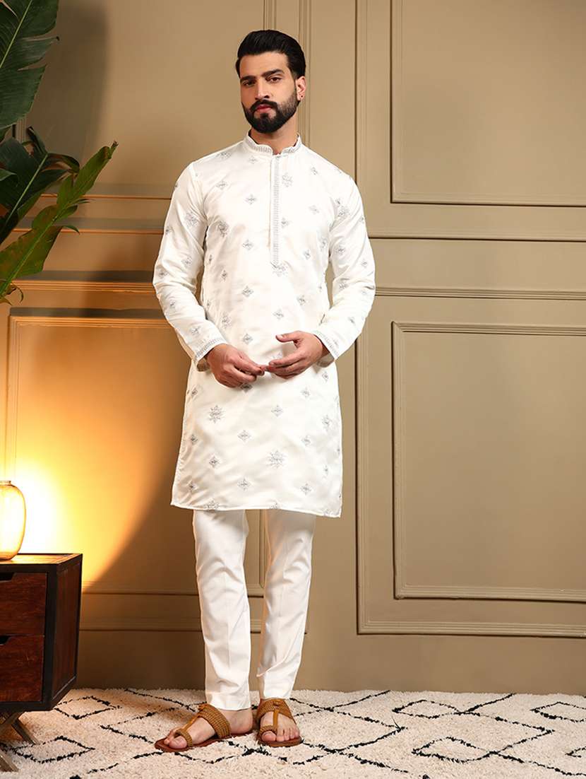 men solid with work mandarin neck long kurta - 22481626 -  Standard Image - 3