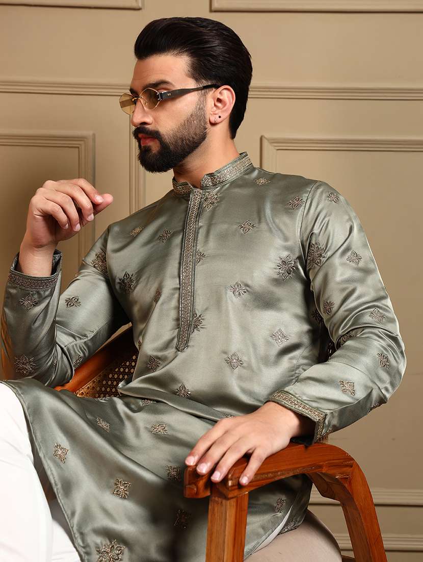 men solid with work mandarin neck long kurta - 22481627 -  Standard Image - 5