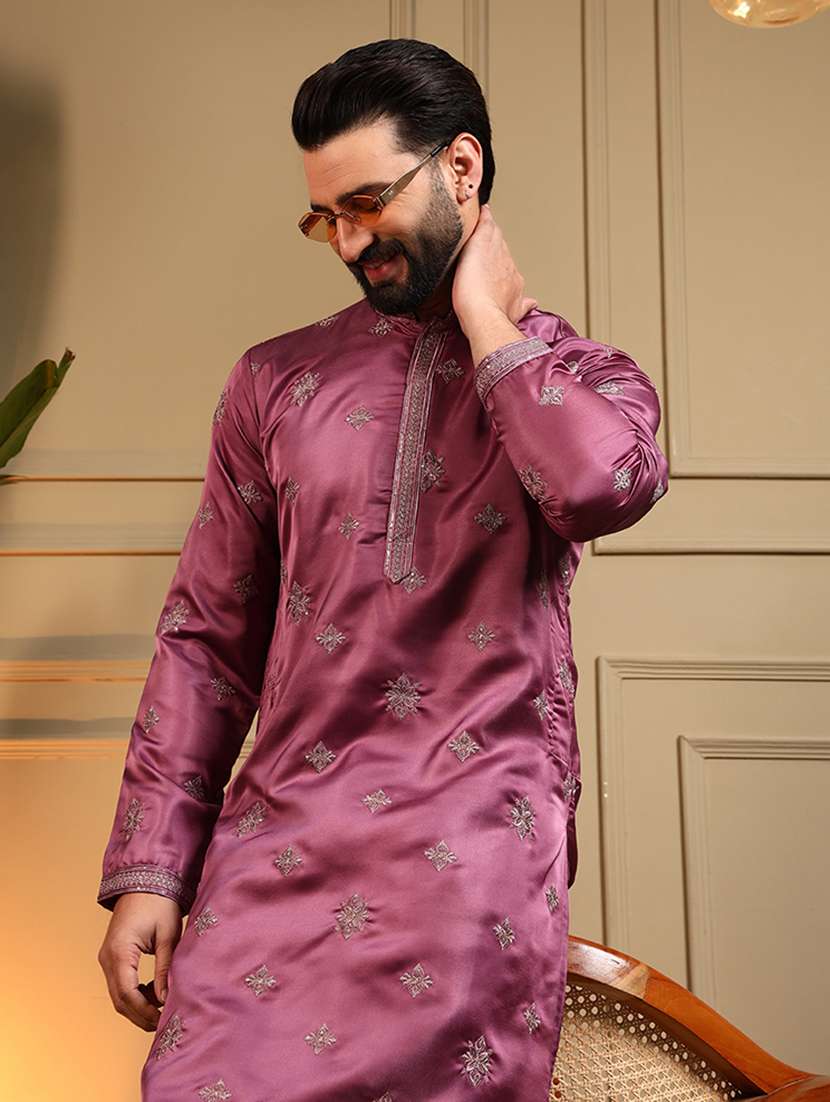 men solid with work mandarin neck long kurta - 22481628 -  Standard Image - 5