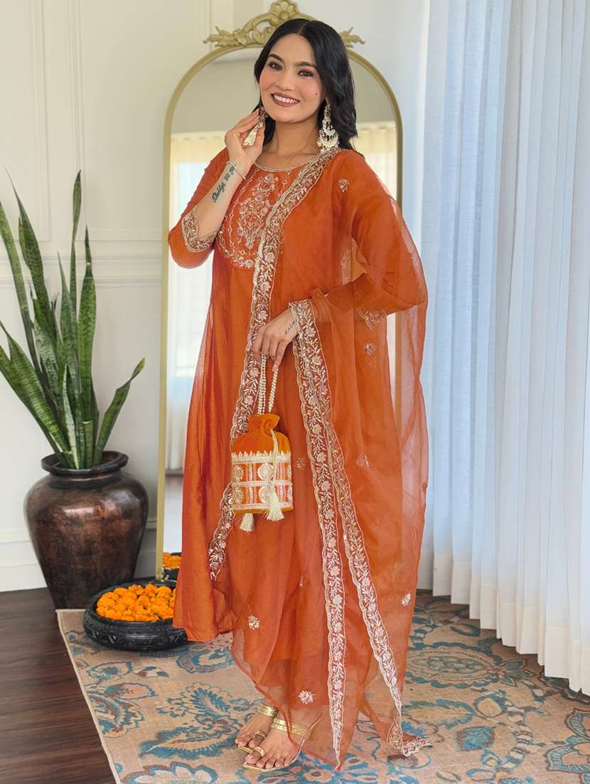 women solid with work three quarter sleeve kurta pant with dupatta set - 22481733 -  Standard Image - 5