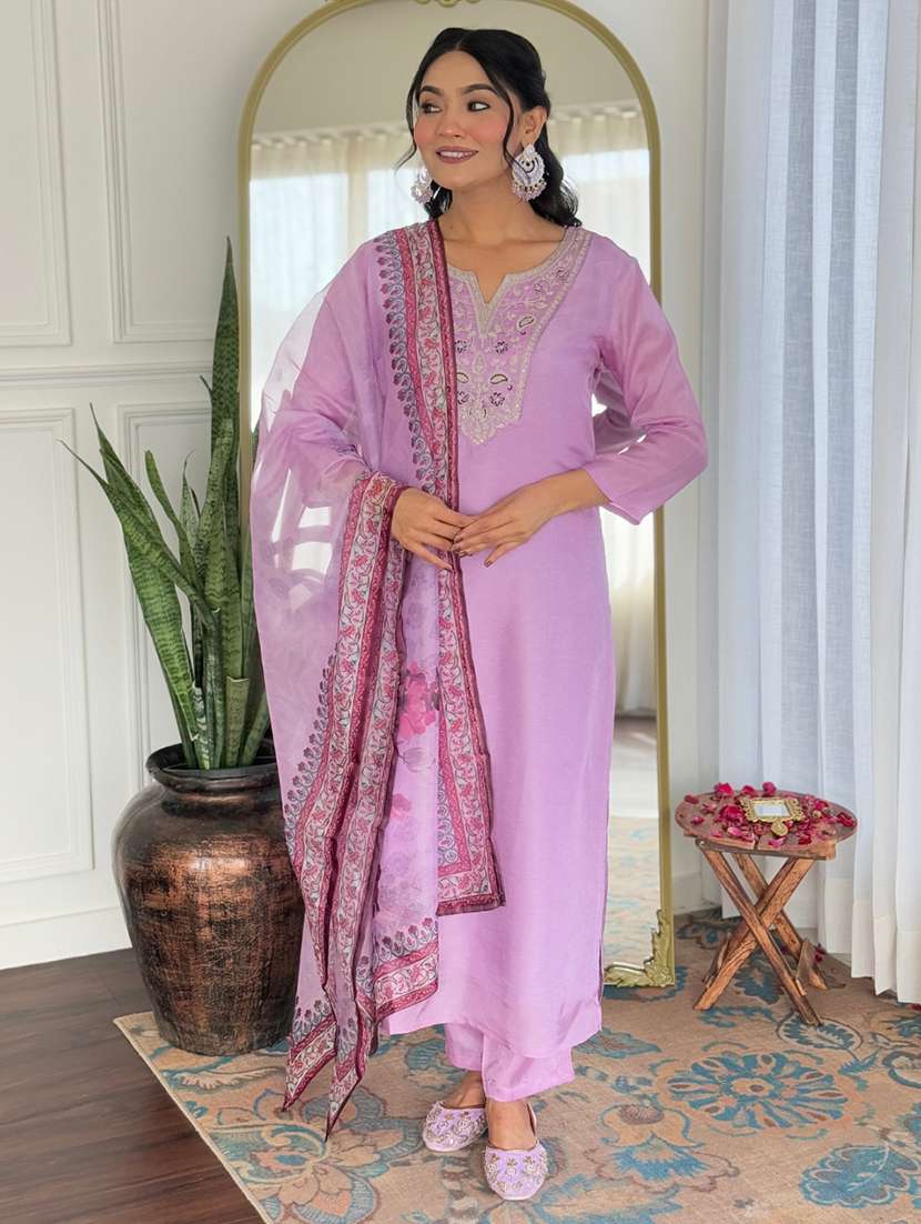 women solid with work three quarter sleeve kurta pant with dupatta set