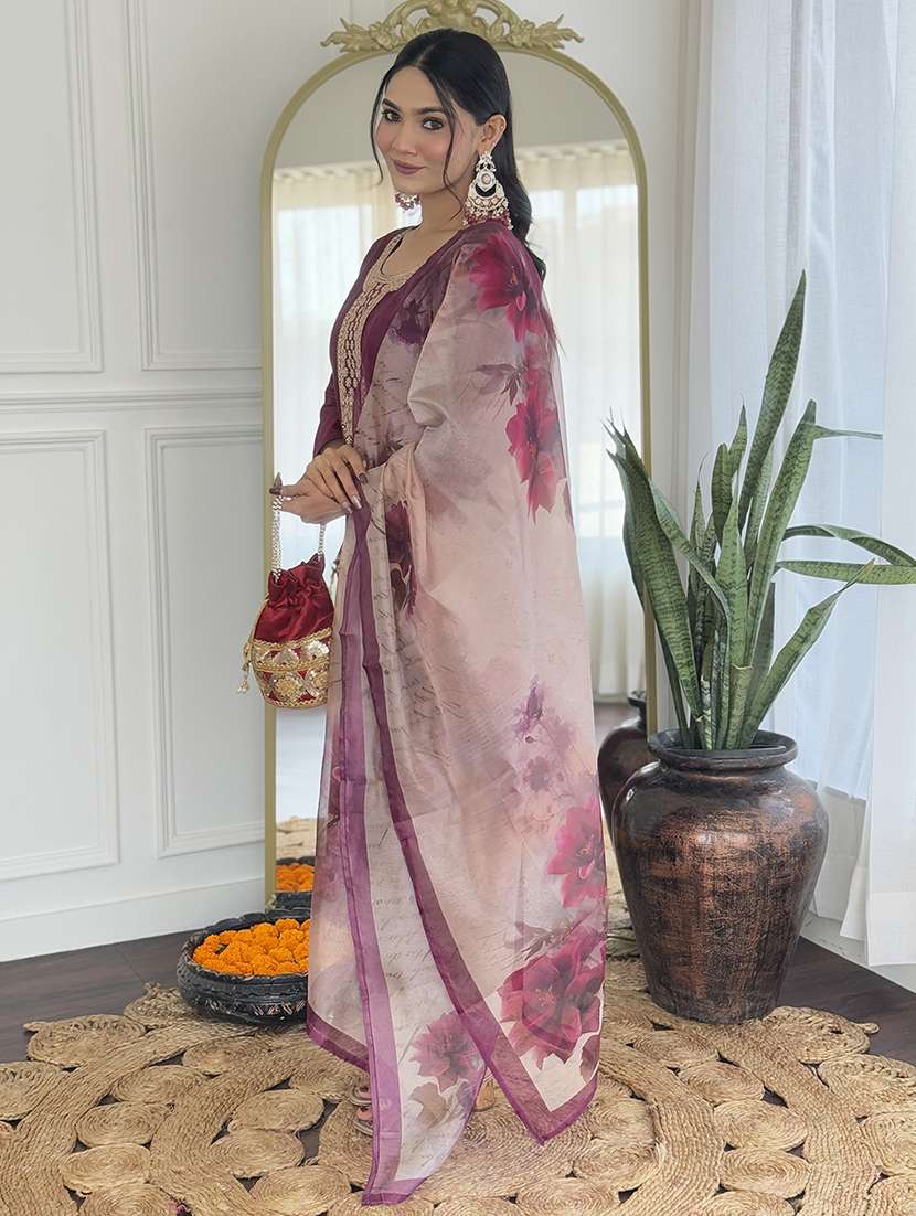 women solid with work three quarter sleeve kurta pant with dupatta set - 22481742 -  Standard Image - 3