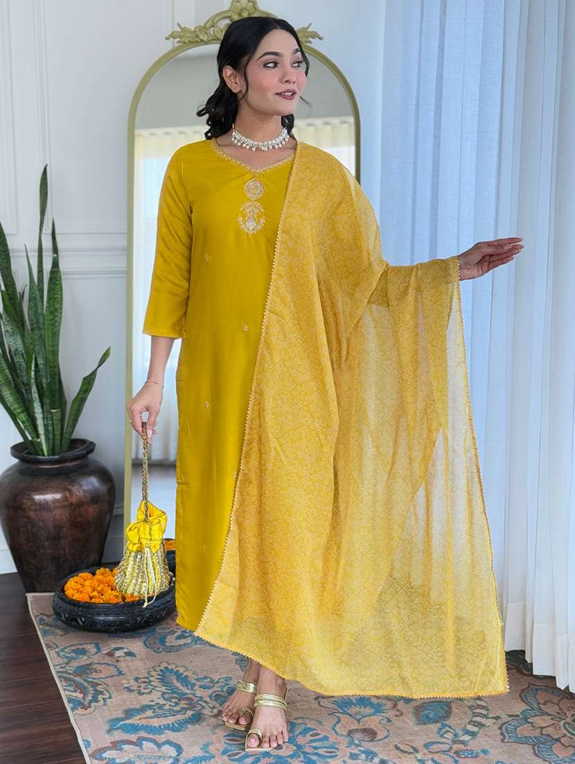 women solid with work three quarter sleeve kurta pant with dupatta set