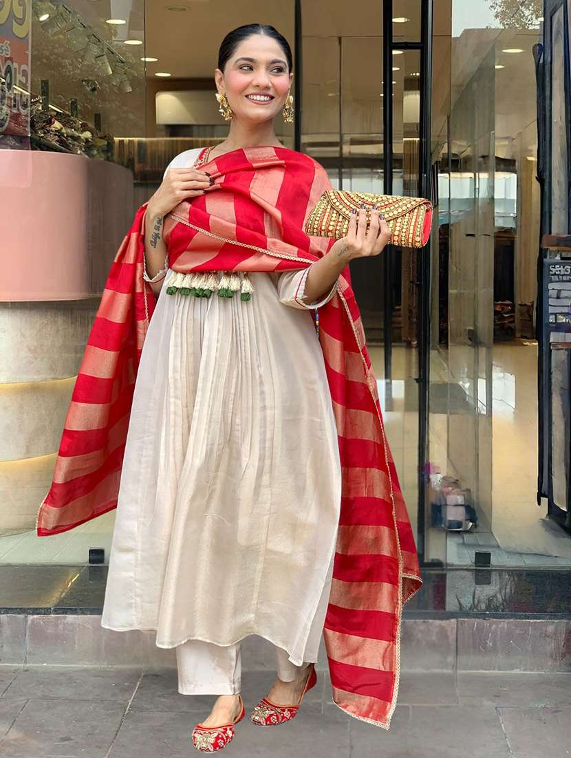 women solid with work three quarter sleeve kurta pant with dupatta set - 22481758 -  Standard Image - 5