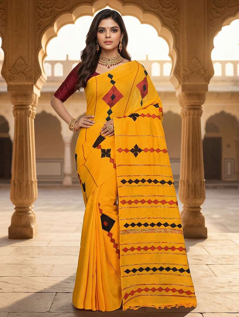 women solid with work handloom saree