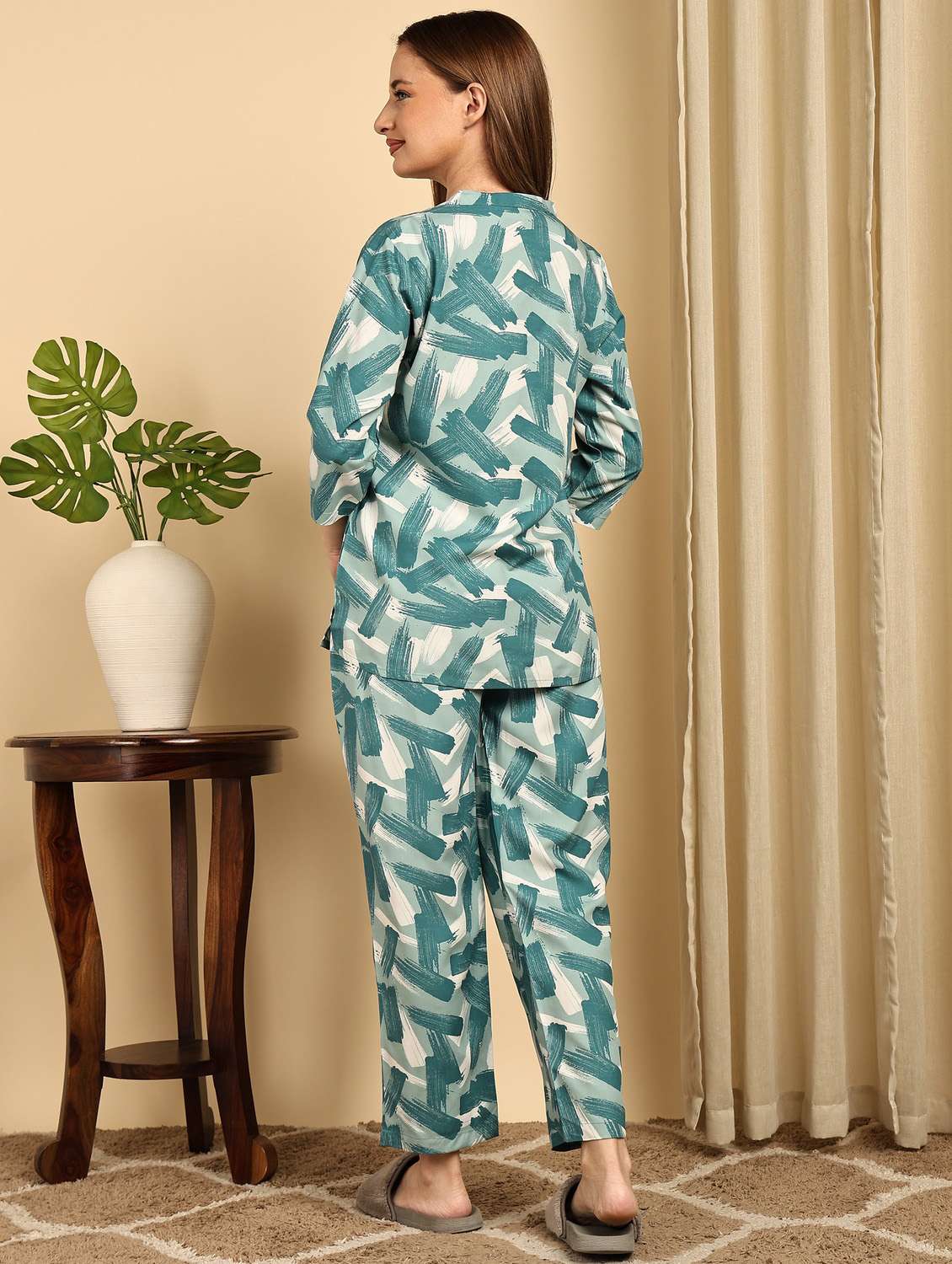 girls  print cotton three quarter sleeves nightwear set - 22486063 -  Standard Image - 3