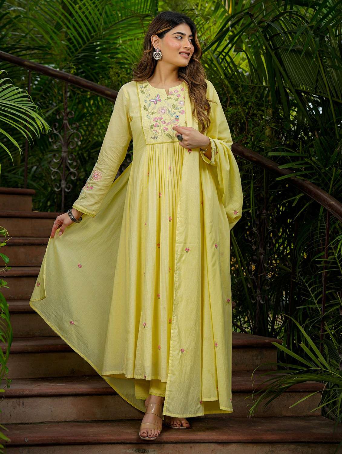 women solid with work long sleeve kurta pant with dupatta set - 22486286 -  Standard Image - 3