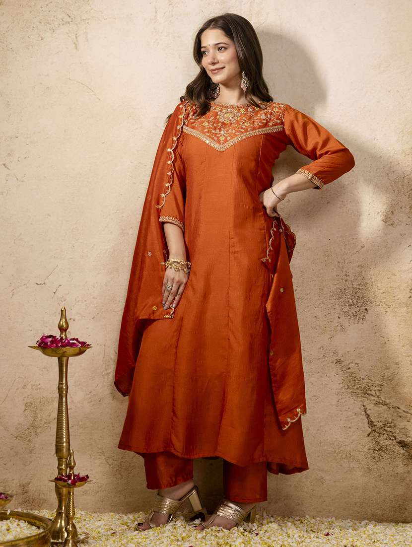 women solid with work three quarter sleeve kurta pant with dupatta set - 22486297 -  Standard Image - 3