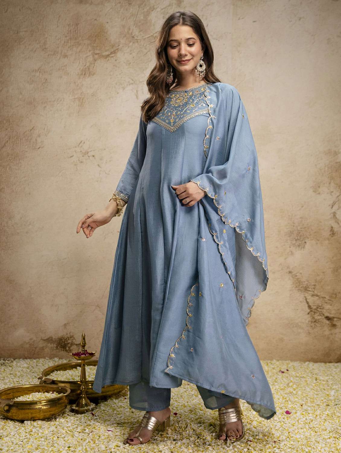 women solid with work three quarter sleeve kurta pant with dupatta set - 22486298 -  Standard Image - 5