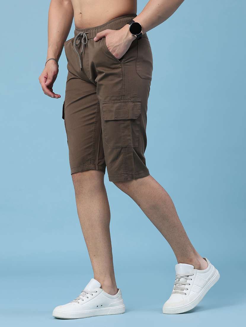 men solid mid rise regular fit three - fourth shorts - 22486646 -  Standard Image - 3