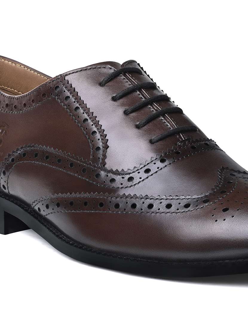 men brown lace-up brouge - 22486855 -  Standard Image - 3