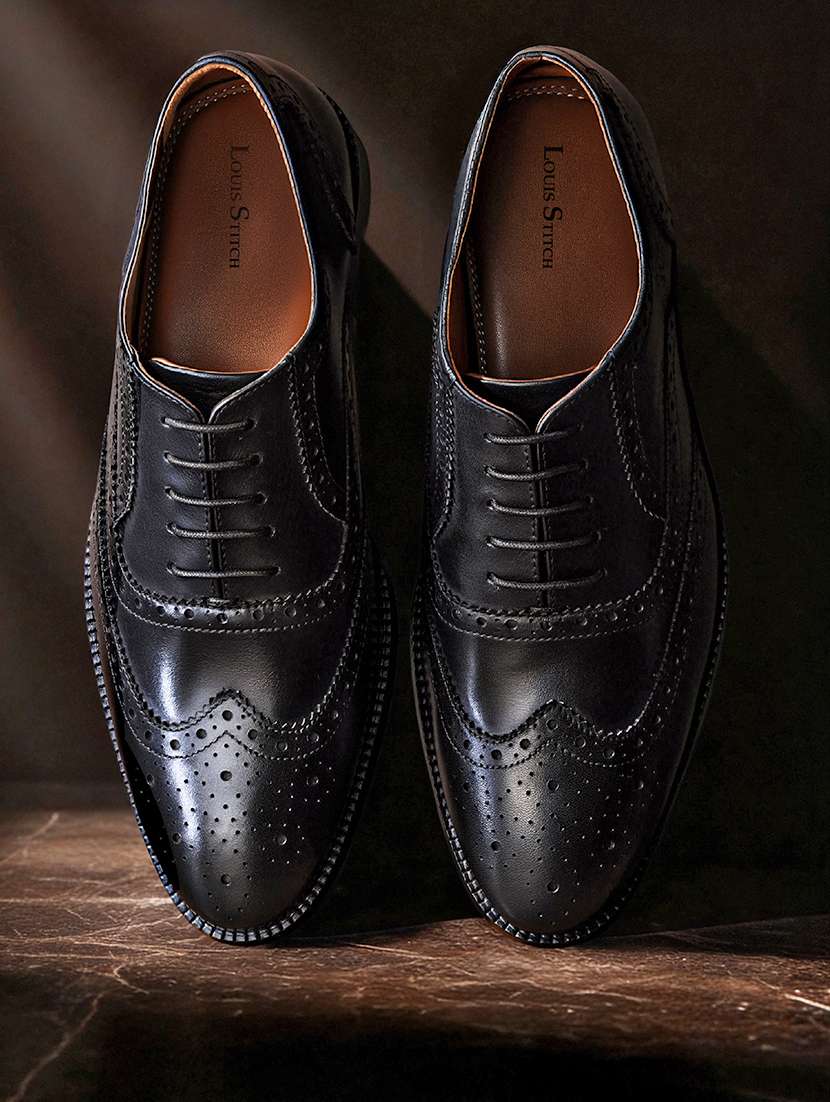 men black lace-up brouge