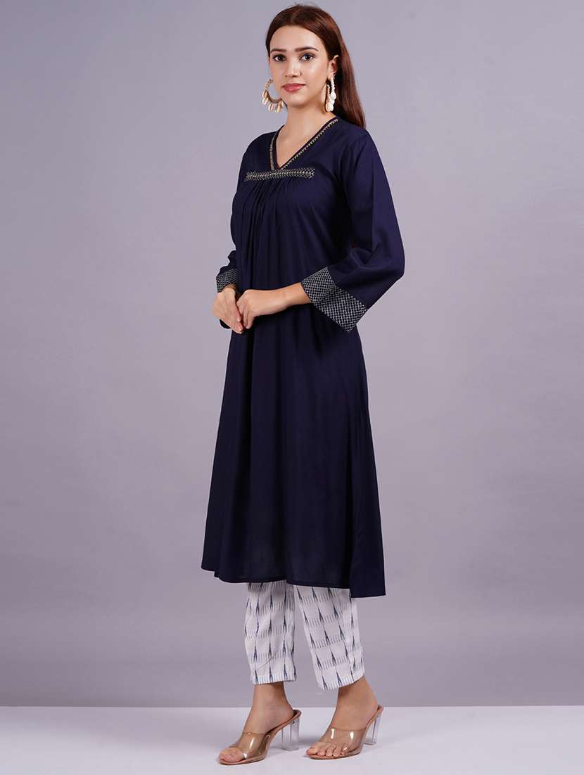 women solid three quarter sleeve a-line kurta - 22486903 -  Standard Image - 3