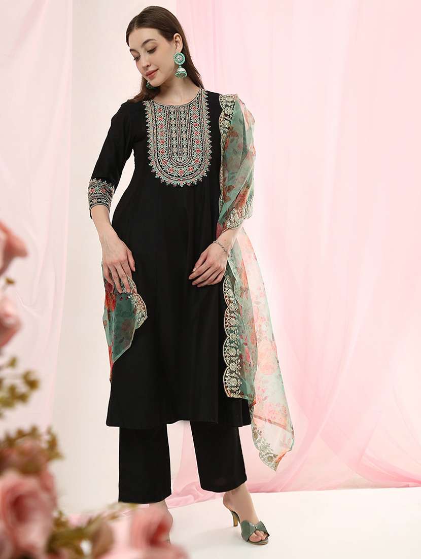 girls viscose kurta pant set with floral dupatta