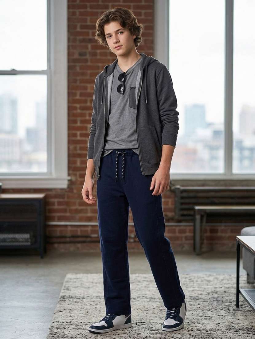 boys solid mid rise regular fit trackpant