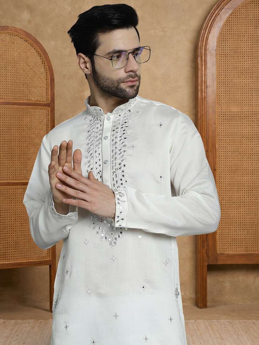 men solid with work mandarin neck long kurta - 22489393 -  Standard Image - 3