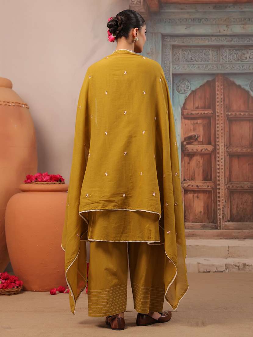 women embroidered three quarter sleeve kurta salwar with dupatta set - 22489443 -  Standard Image - 5