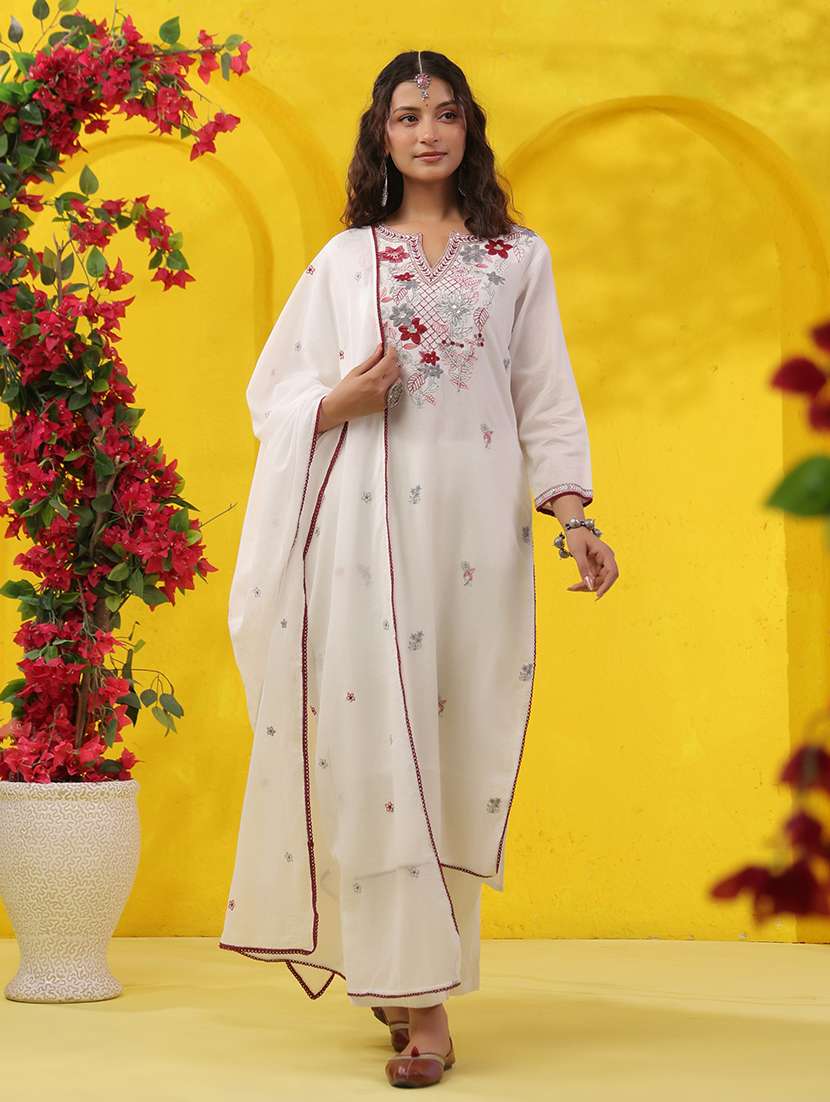 women solid with work three quarter sleeve kurta pant with dupatta set - 22489465 -  Standard Image - 3