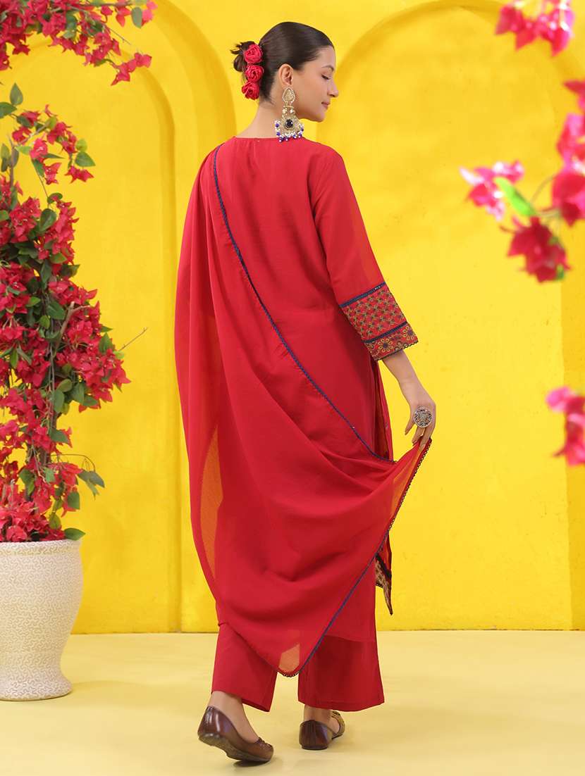 women solid with work three quarter sleeve kurta pant with dupatta set - 22489478 -  Standard Image - 5
