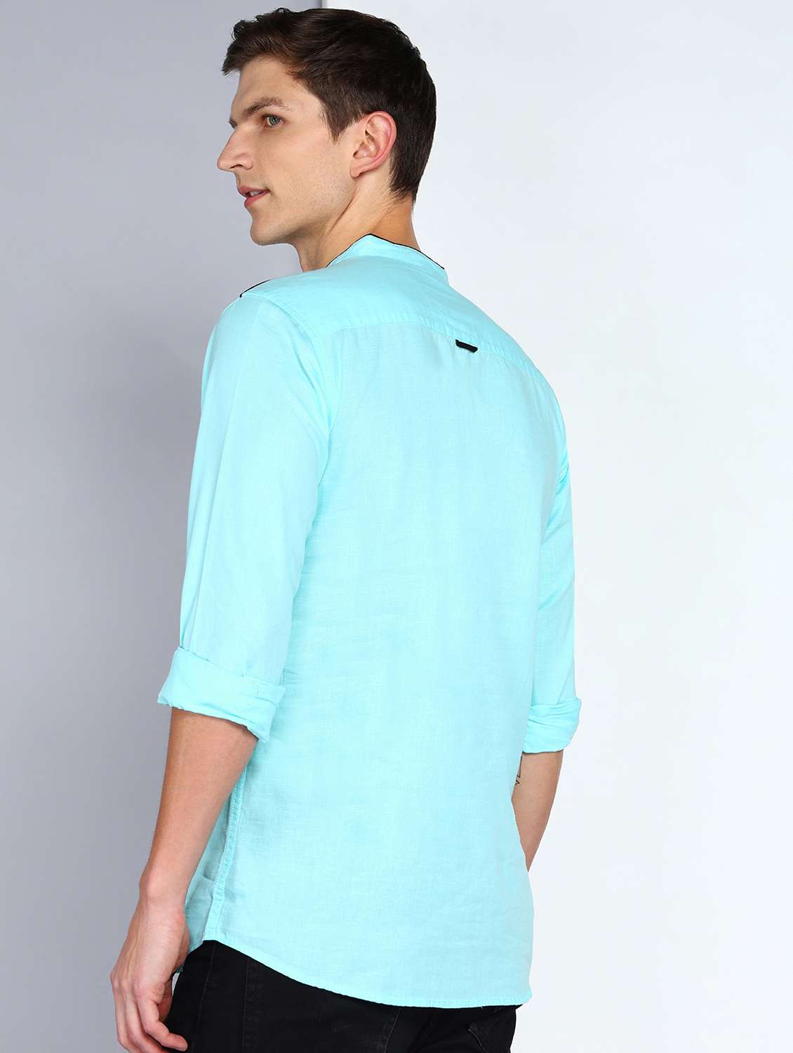 men solid mandarin neck short kurta - 22489535 -  Standard Image - 3