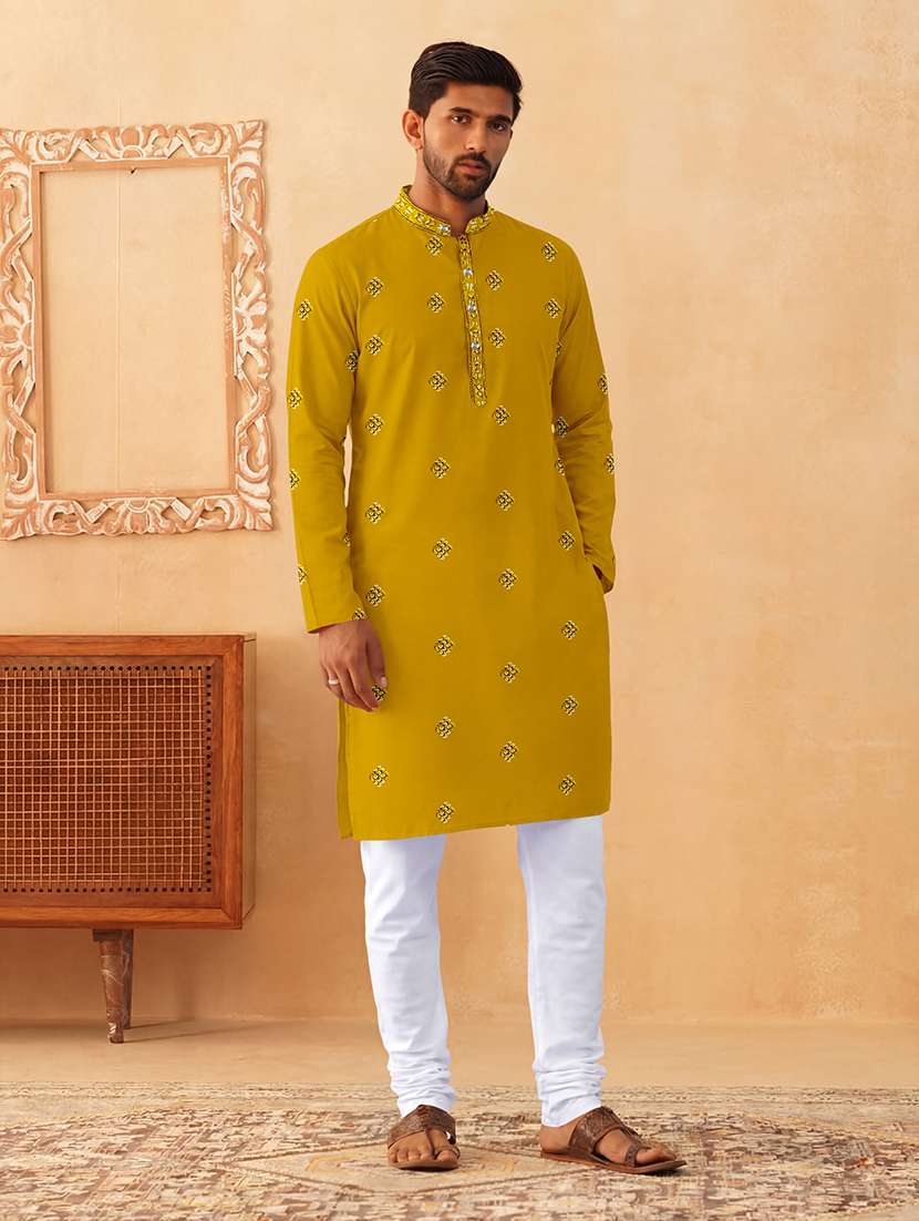 men solid with work mandarin neck kurta pyjama set