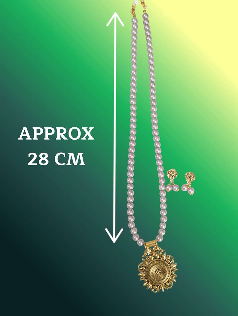 Pearl Necklace And Earrings Set With Oxidized Pendant - 22489758 -  Standard Image - 3