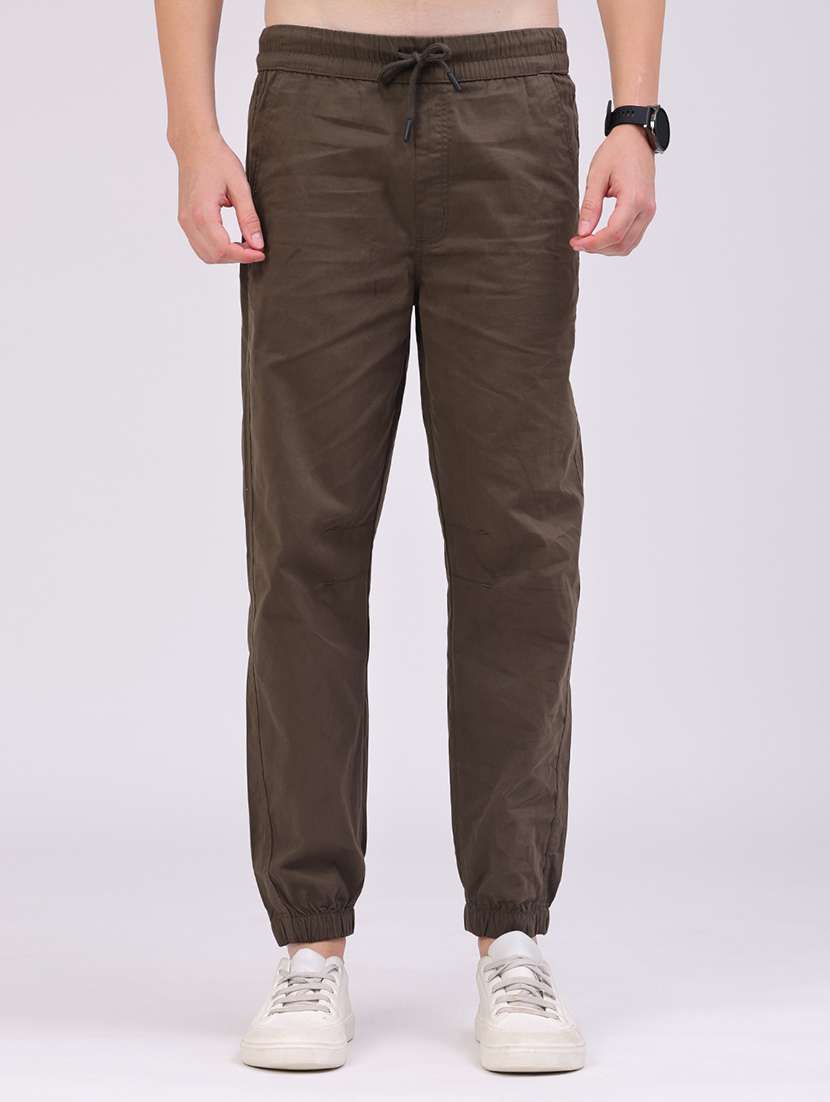 men solid mid rise regular fit jogger