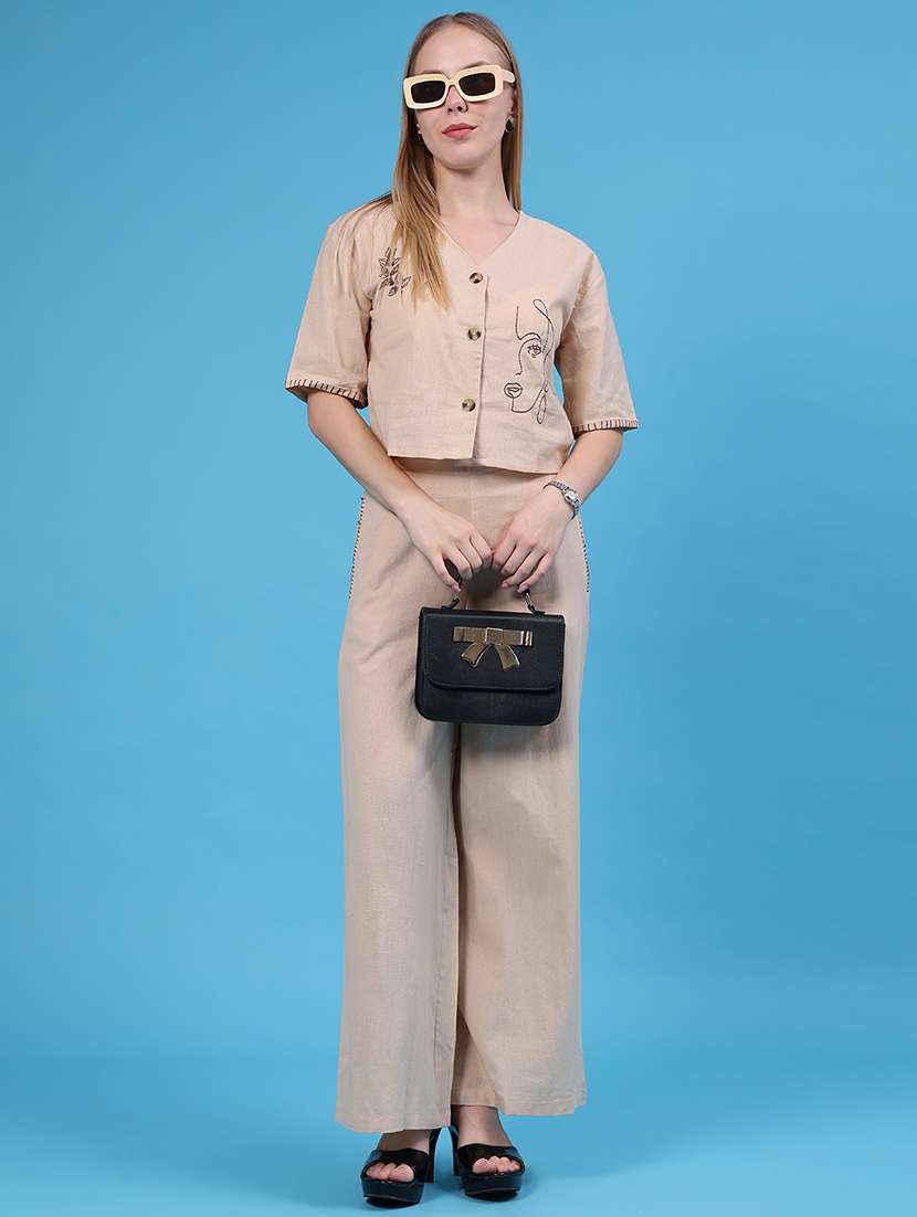 Women Embroidered Short Sleeves Shirt Style Top - 22490893 -  Standard Image - 5