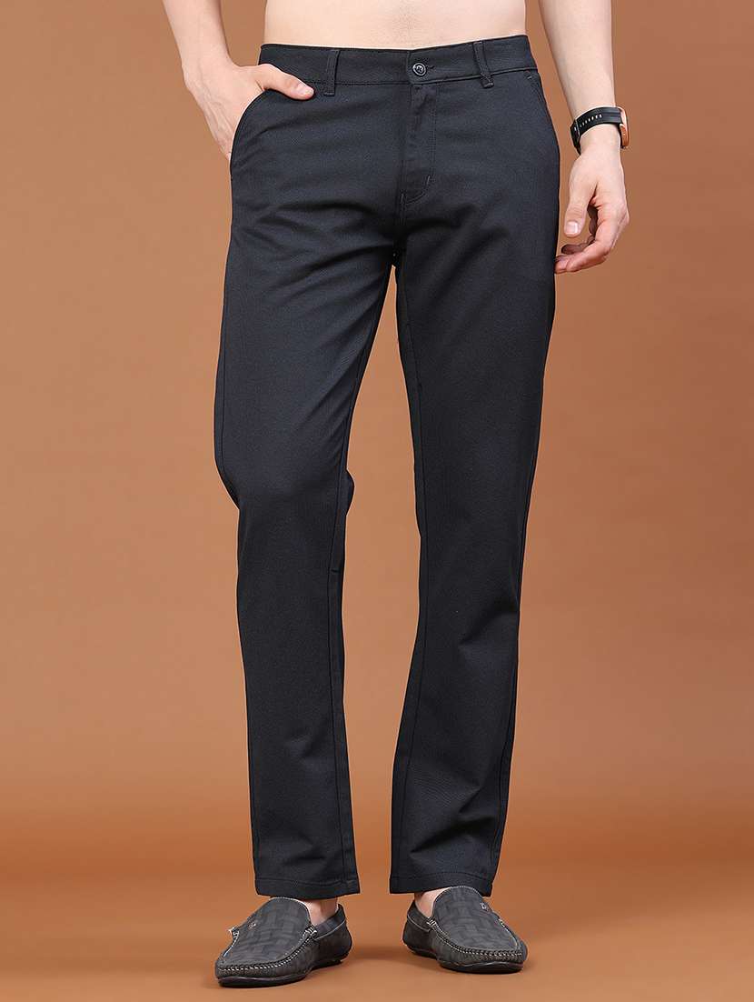 men solid mid rise slim fit chinos