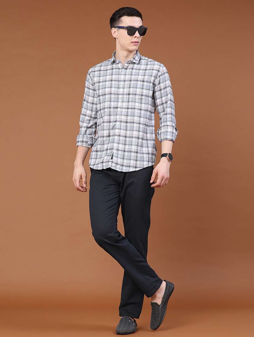 men solid mid rise slim fit chinos - 22491003 -  Standard Image - 5