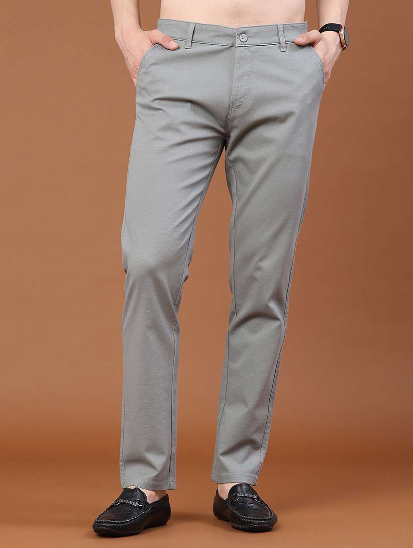 men solid mid rise slim fit chinos