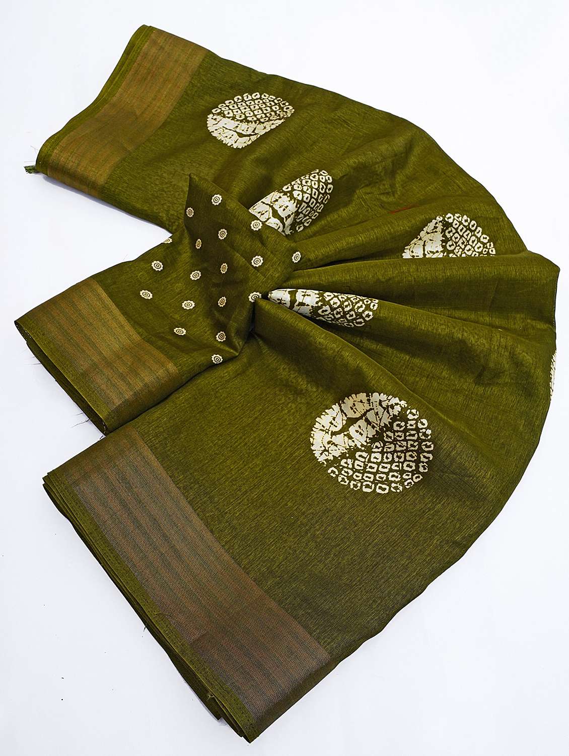 women printed casual wear saree with blouse - 22491445 -  Standard Image - 3