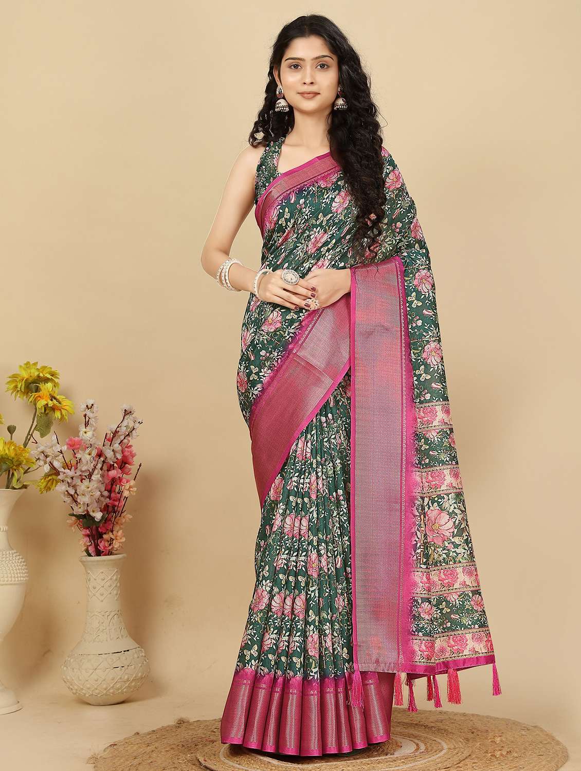 women printed casual wear saree with blouse