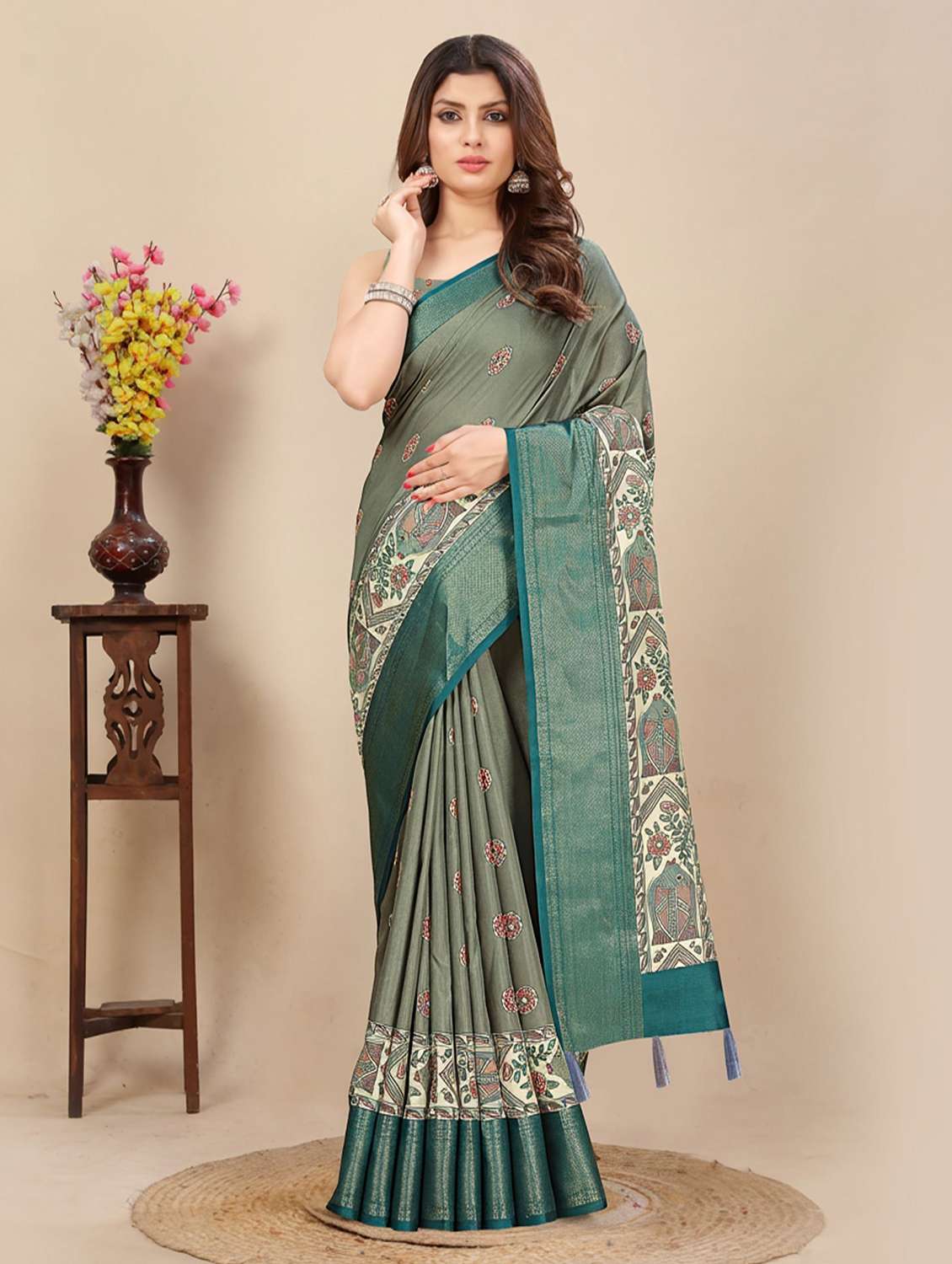 women printed casual wear saree with blouse
