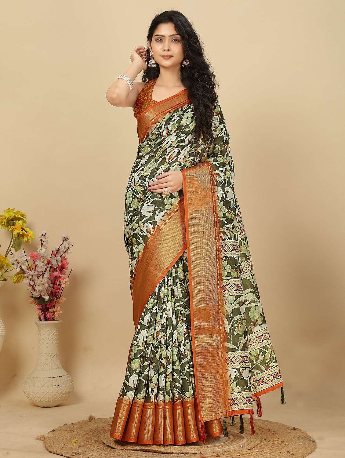 women printed casual wear saree with blouse
