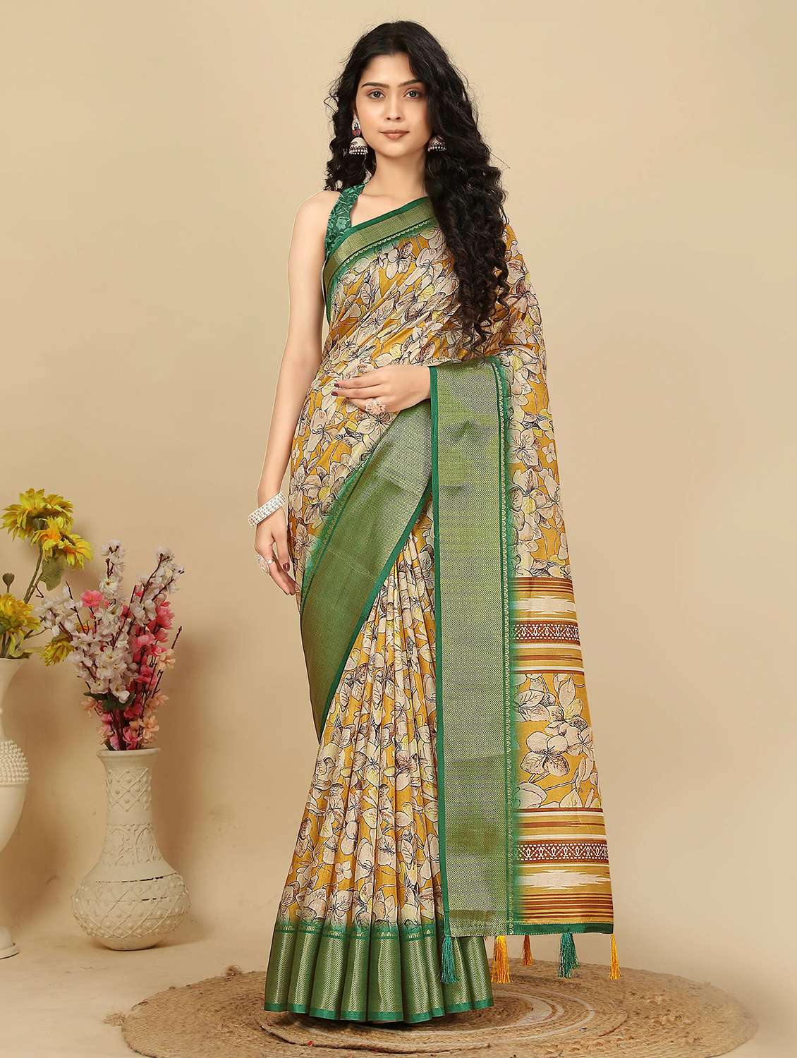 women printed casual wear saree with blouse