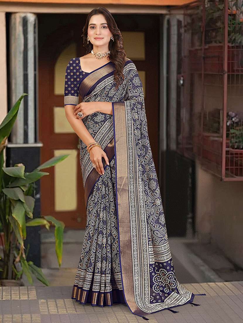 women printed casual wear saree with blouse