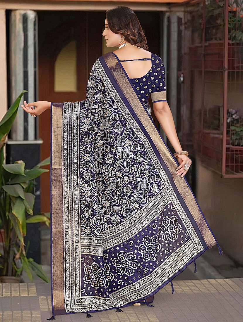 women printed casual wear saree with blouse - 22491563 -  Standard Image - 3