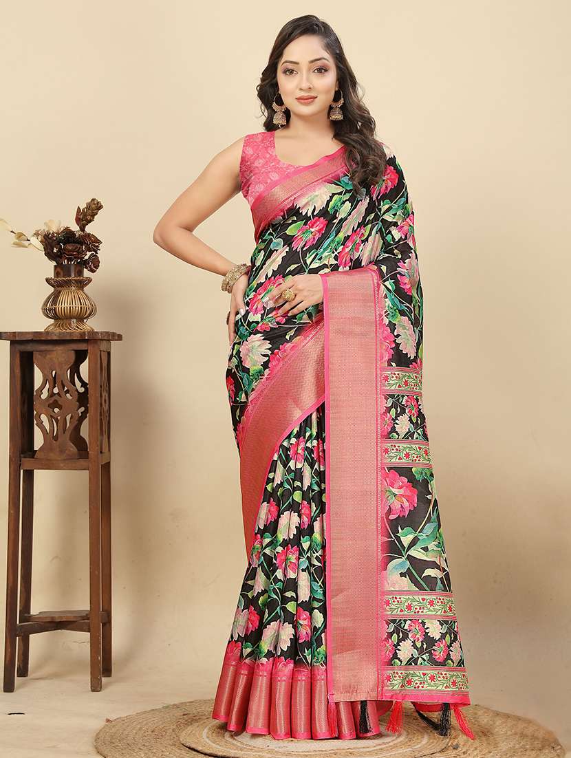 women printed casual wear saree with blouse