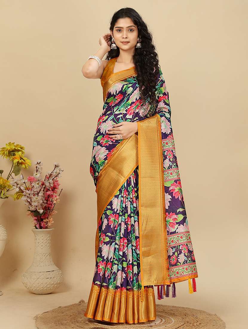 women printed casual wear saree with blouse