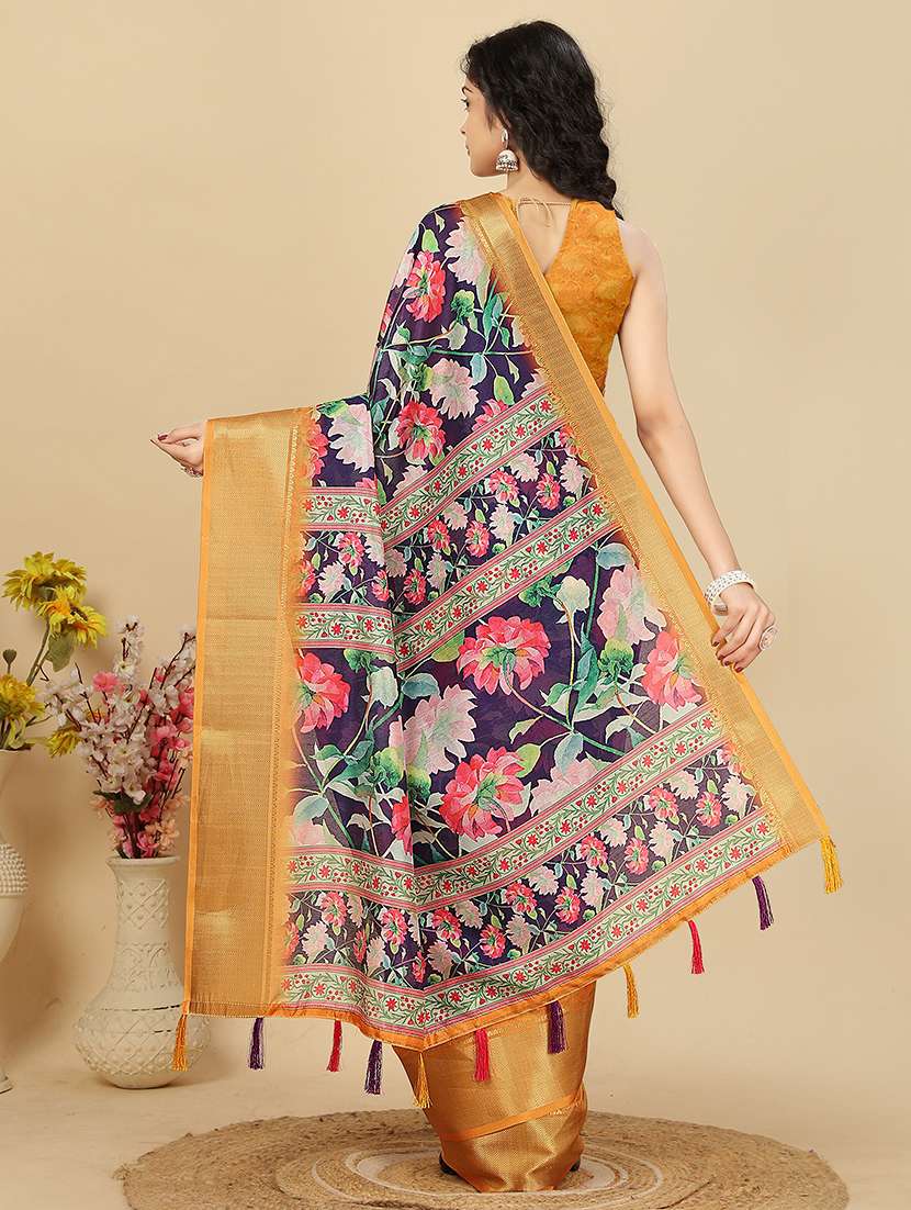 women printed casual wear saree with blouse - 22491570 -  Standard Image - 3