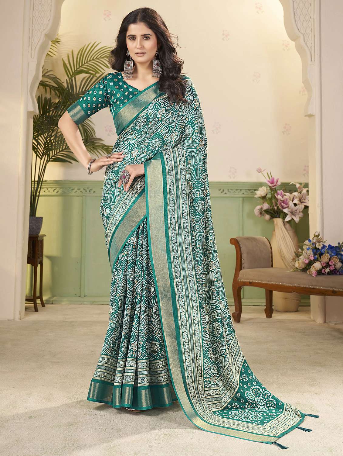 women printed casual wear saree with blouse