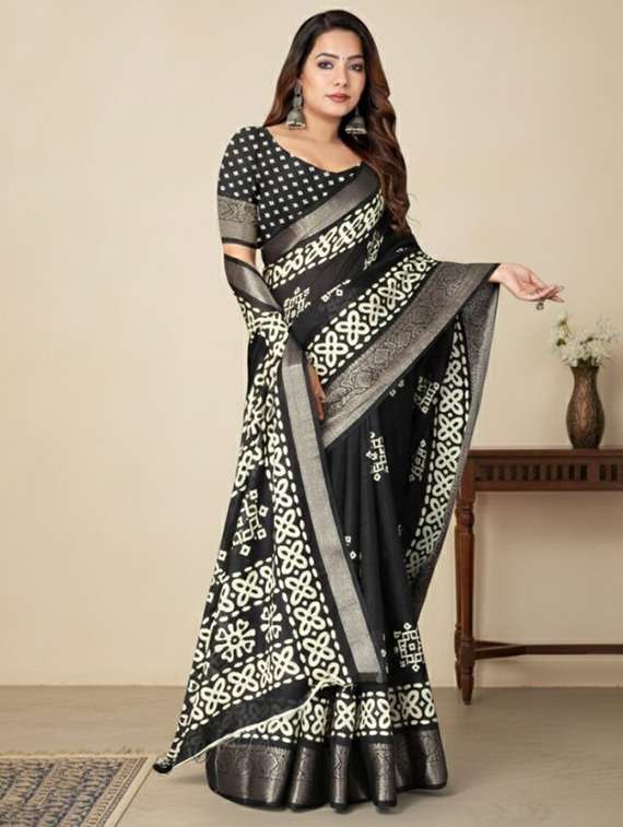 women printed casual wear saree with blouse