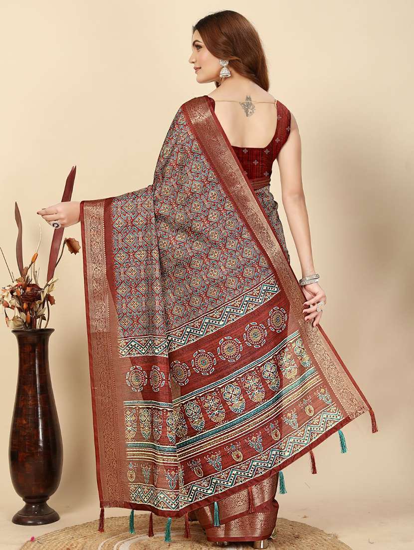 women printed casual wear saree with blouse - 22491927 -  Standard Image - 3