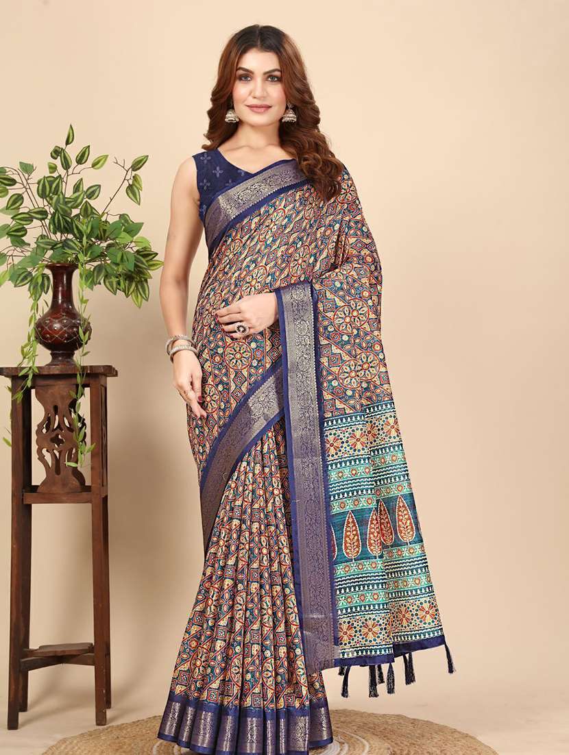 women printed casual wear saree with blouse