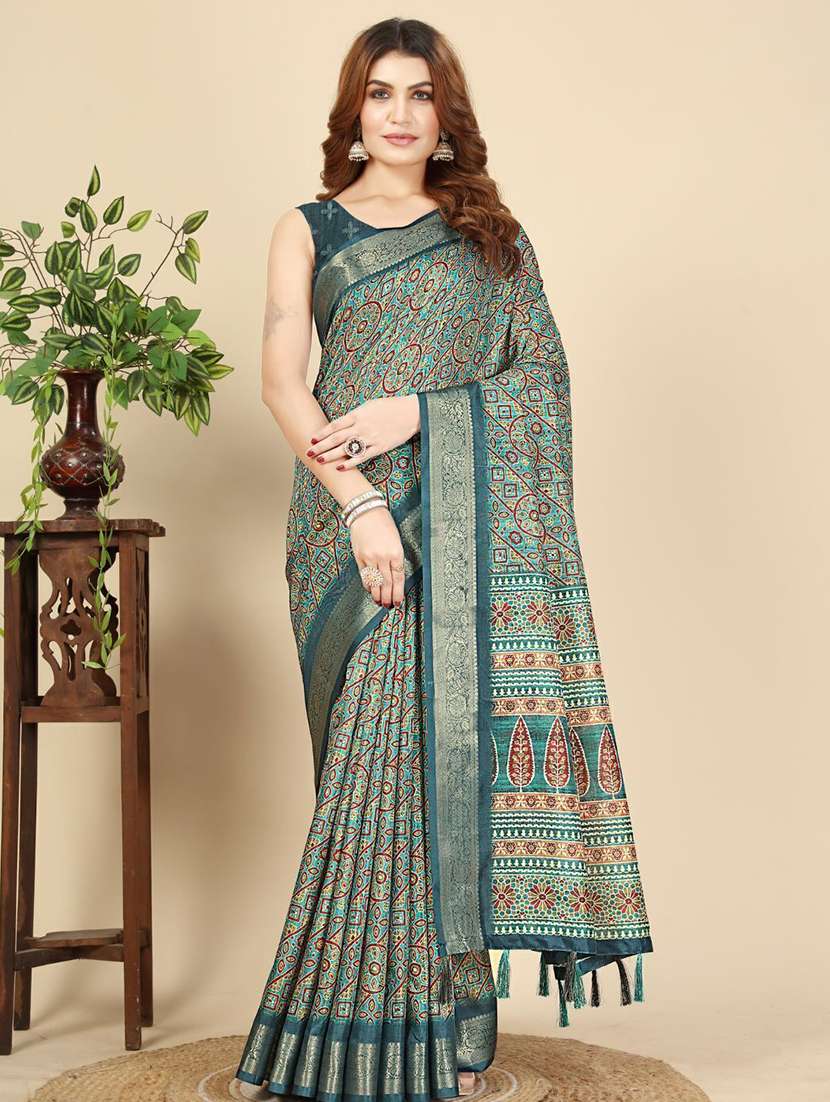 women printed casual wear saree with blouse