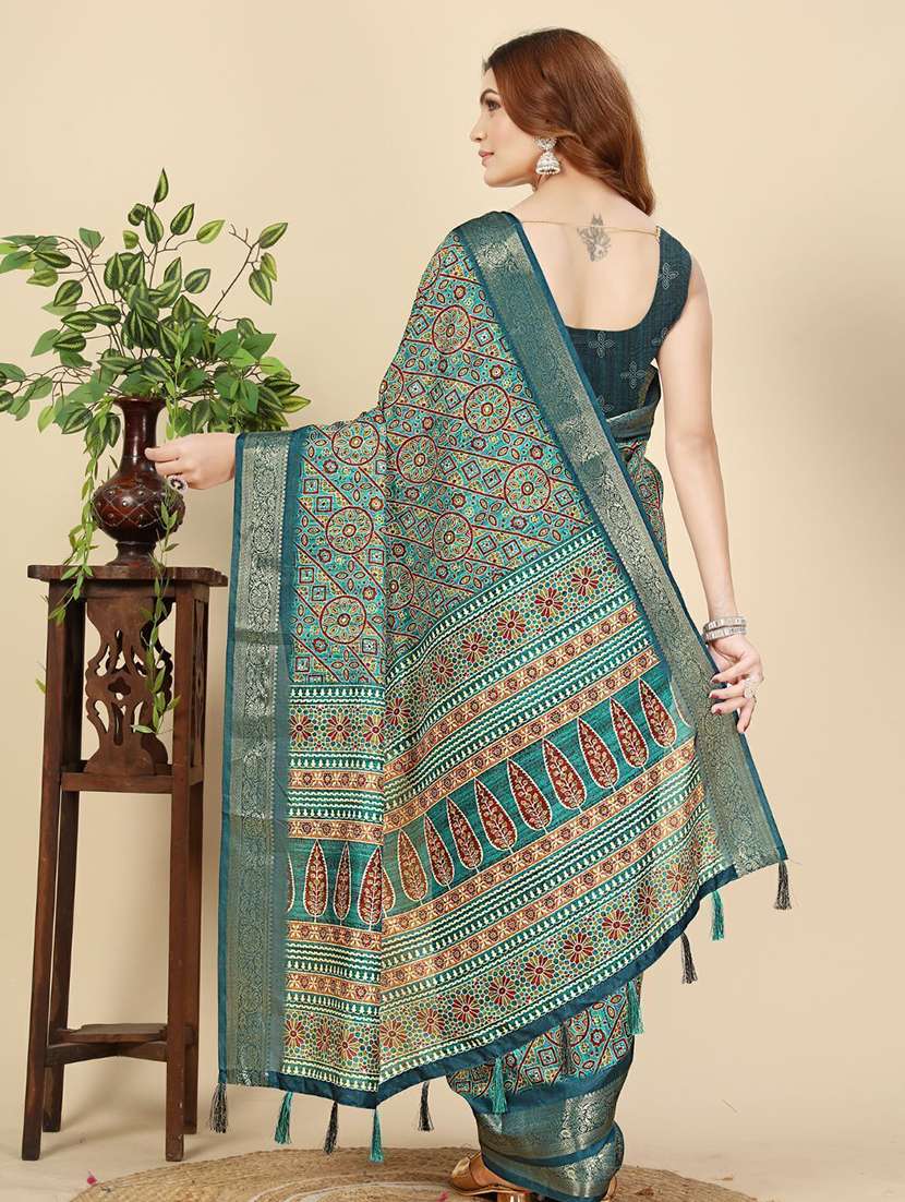 women printed casual wear saree with blouse - 22491941 -  Standard Image - 3