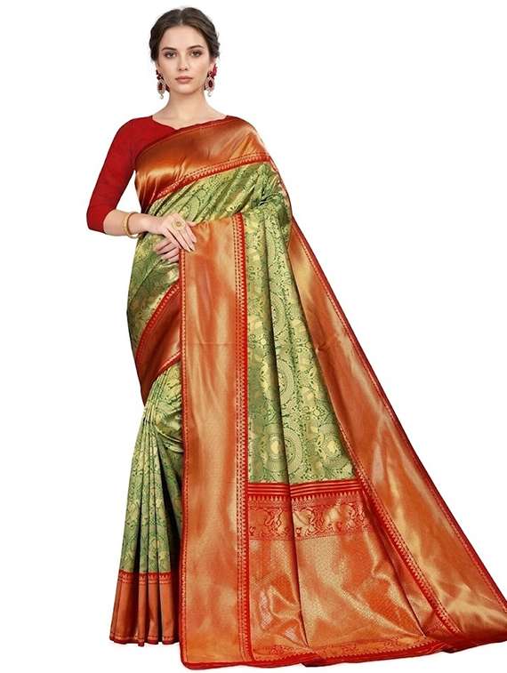 women self design kanjivaram saree with blouse